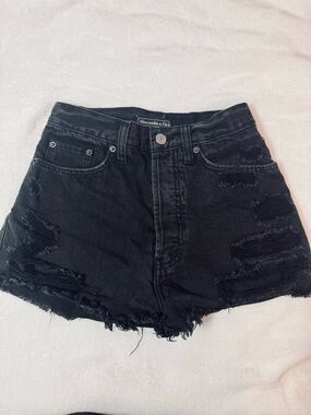 Abercrombie & Fitch frayed denim shorts in black - 24